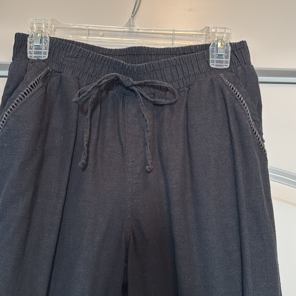 Black cotton flowy pants. Size medium Briggs brand. Worn once. Flattering fit. - Picture 2 of 3